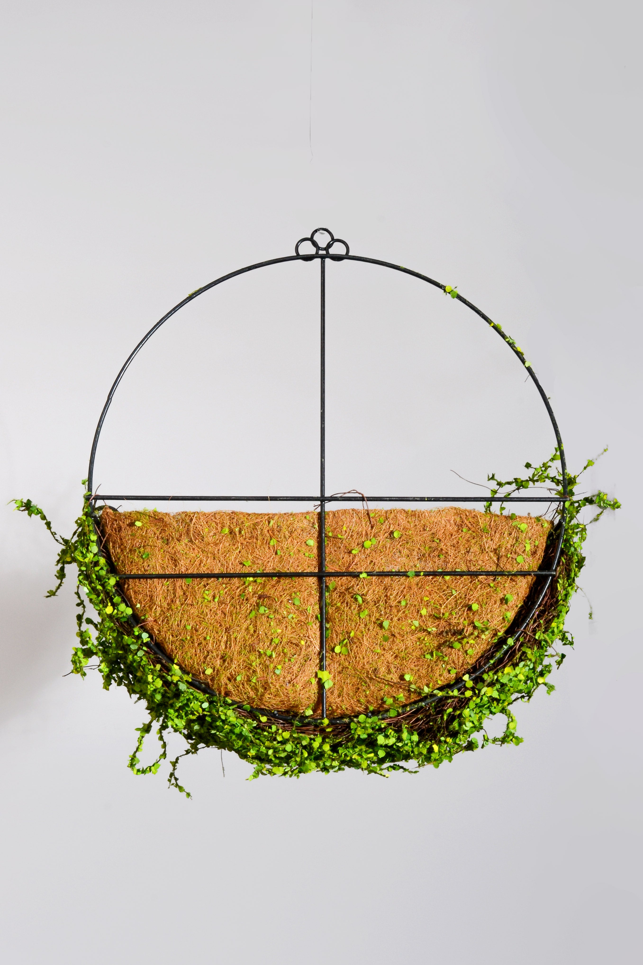 18" Metal Wall Basket W/Leaves Green