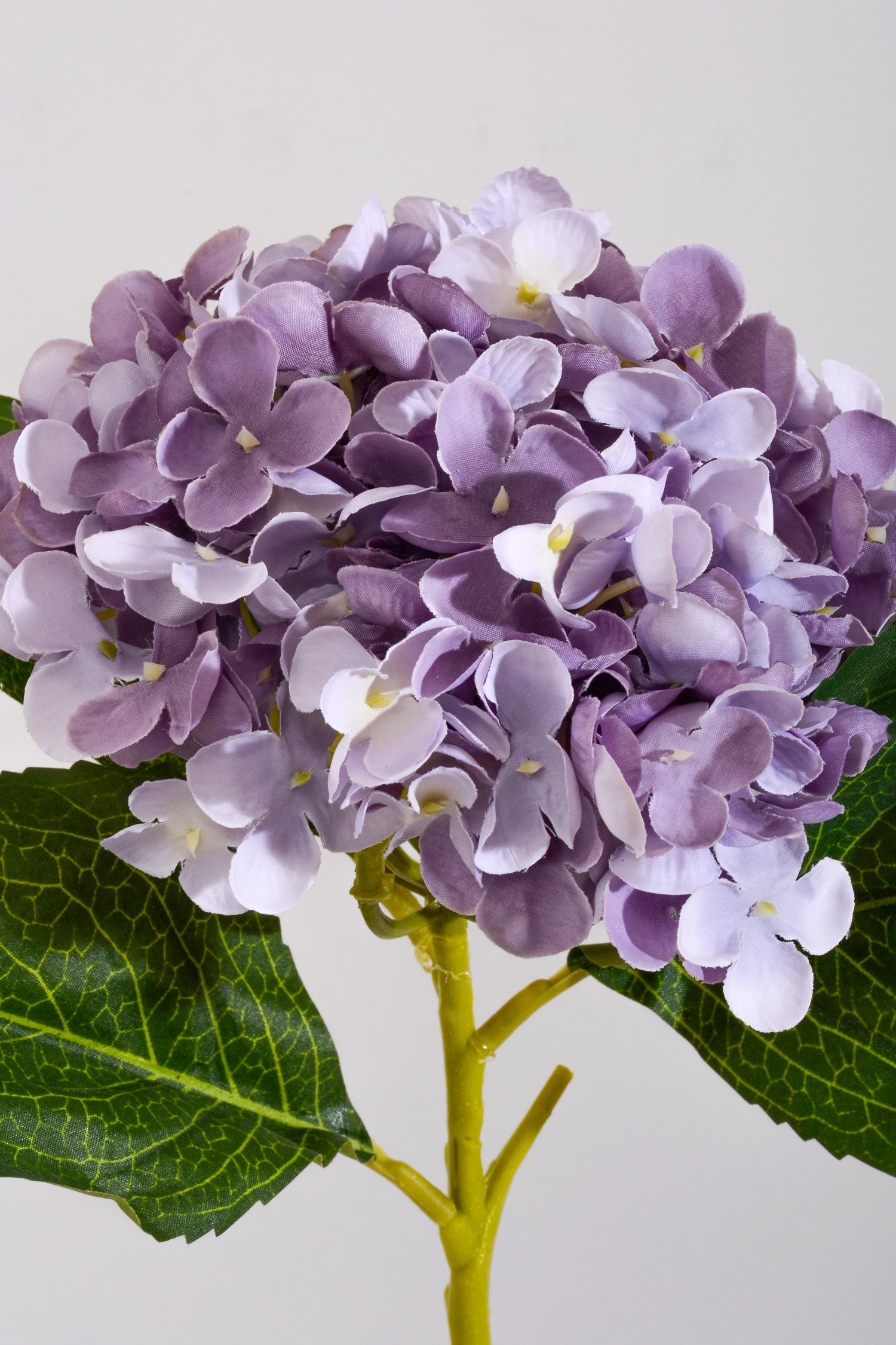 20" Silk Hydrangea Stem Lavender
