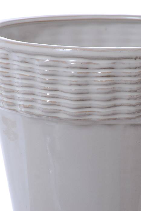 7" Round Cafe Latte Footed Pottery White
