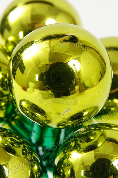 30mm Gloss Glass Ball Ornament Apple Green Pkg/72
