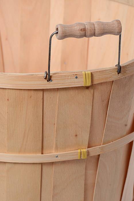 13" X 9" Round Splitwood Bushel W/wire Handle Natural