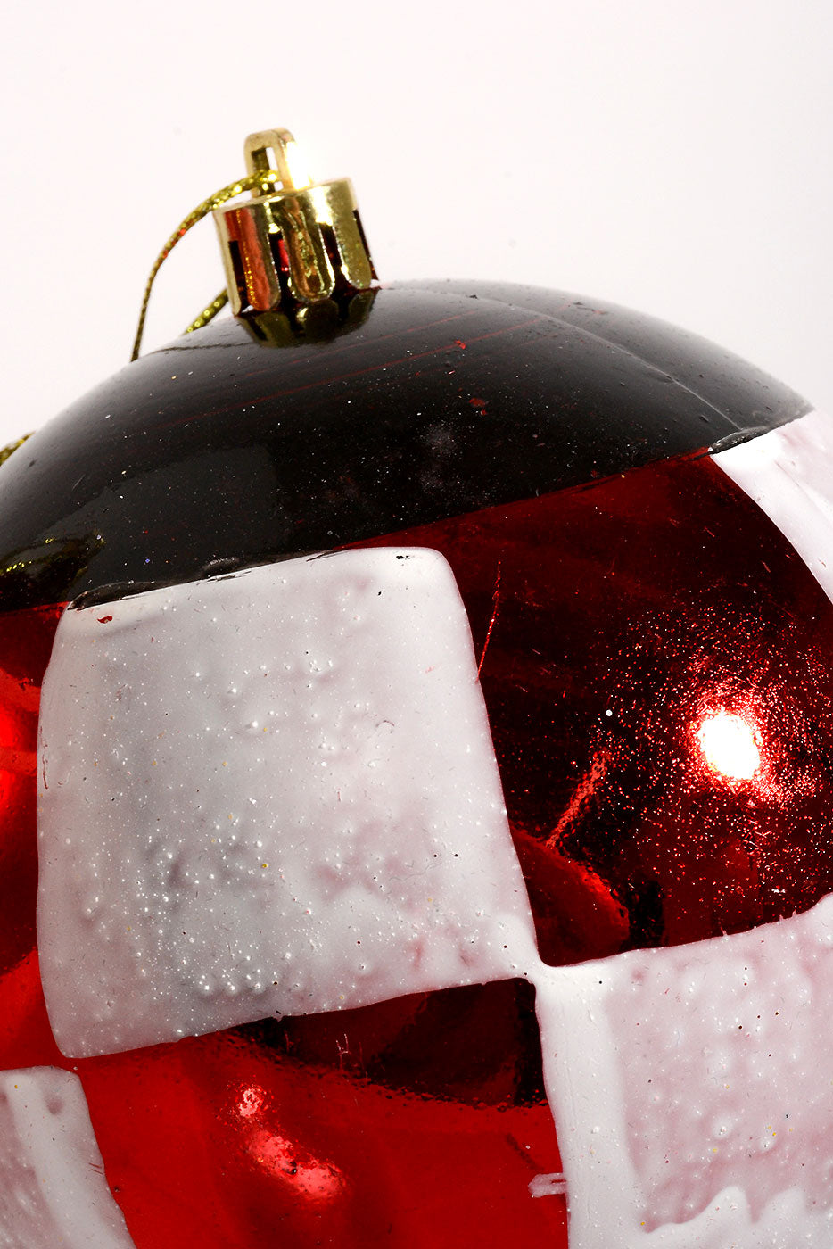 100Mm Plastic Shiny Matt Ball Ornament Red/White/Black  Box-4