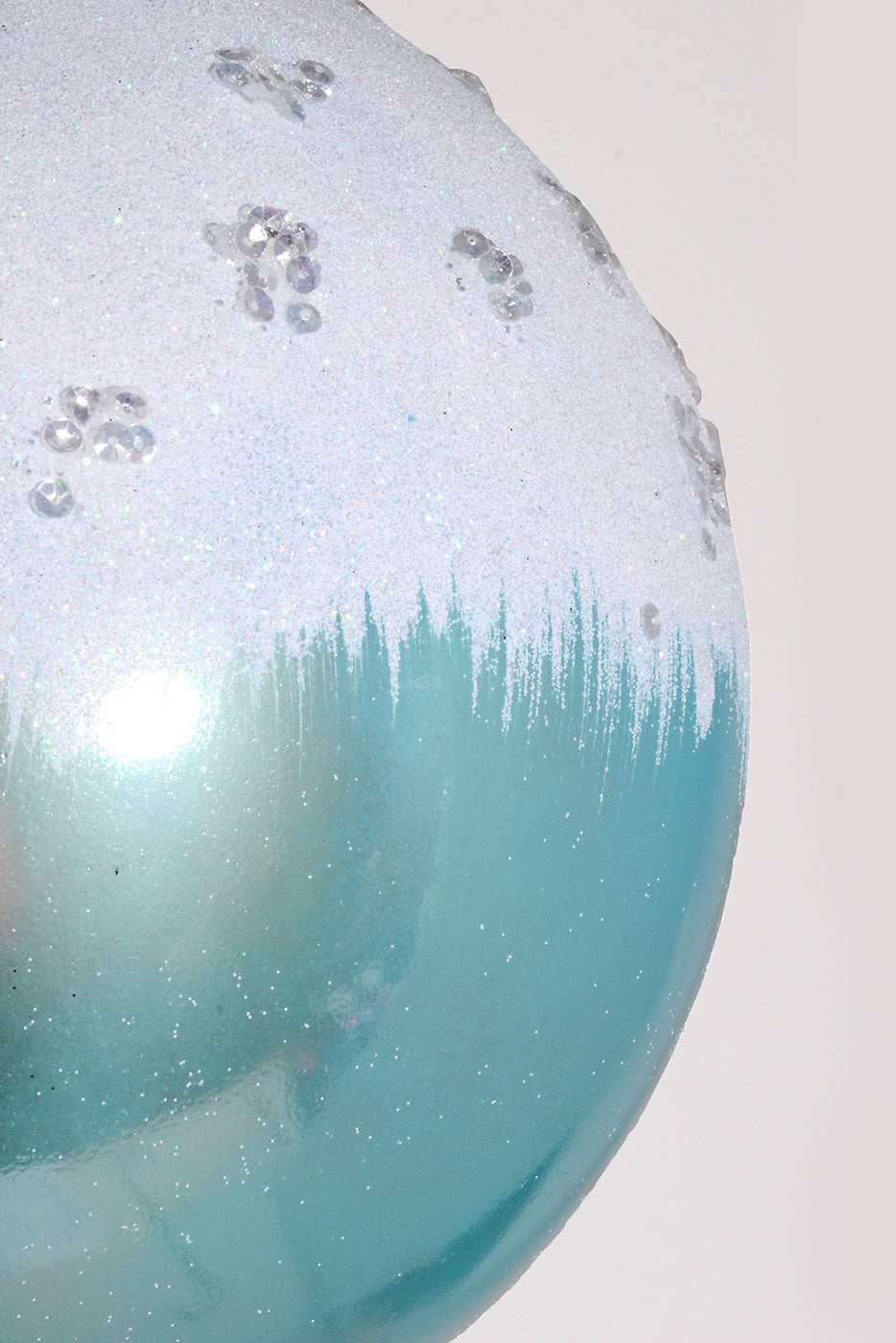 200MM Plastic Ball with/Snow Ornament Light Blue