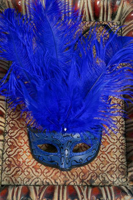 7" Man Mask W/ostrich Feathers Royal
