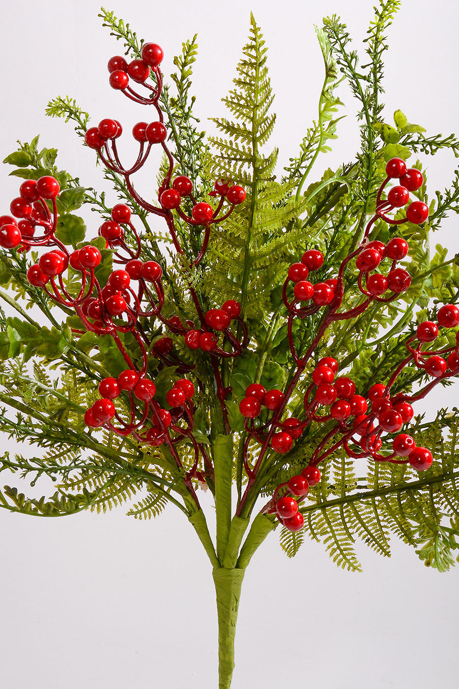 21"Mixed Greenery Berry Red/Green