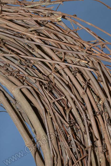 15-17ft Natural Grape Vine Garland Brown