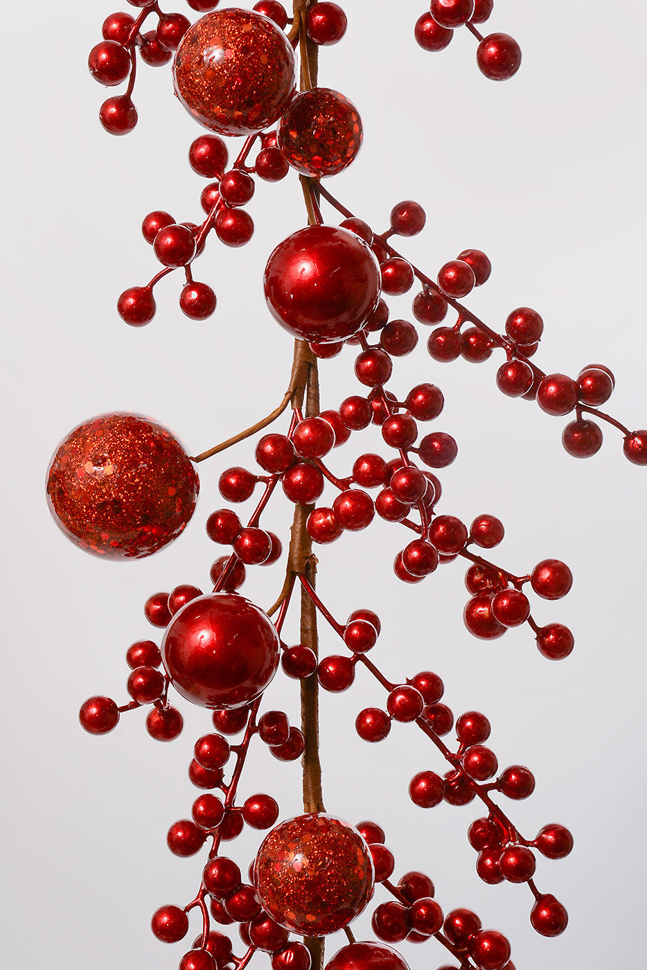 5 Ft Ball Berry Garland Red