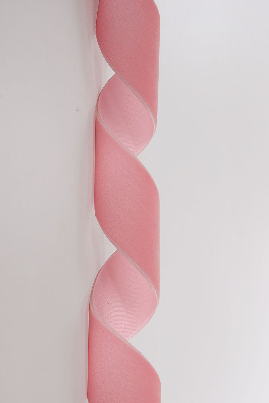 1.5" 25Yd Classiq Velvets Ribbon Light Pink