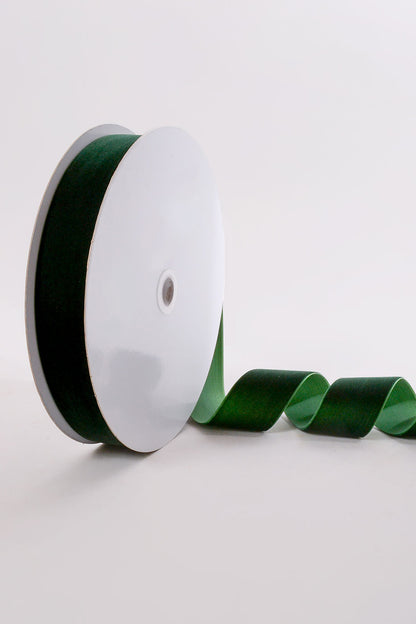 1.5" 25Yd Classiq Velvets Ribbon Emerald Green