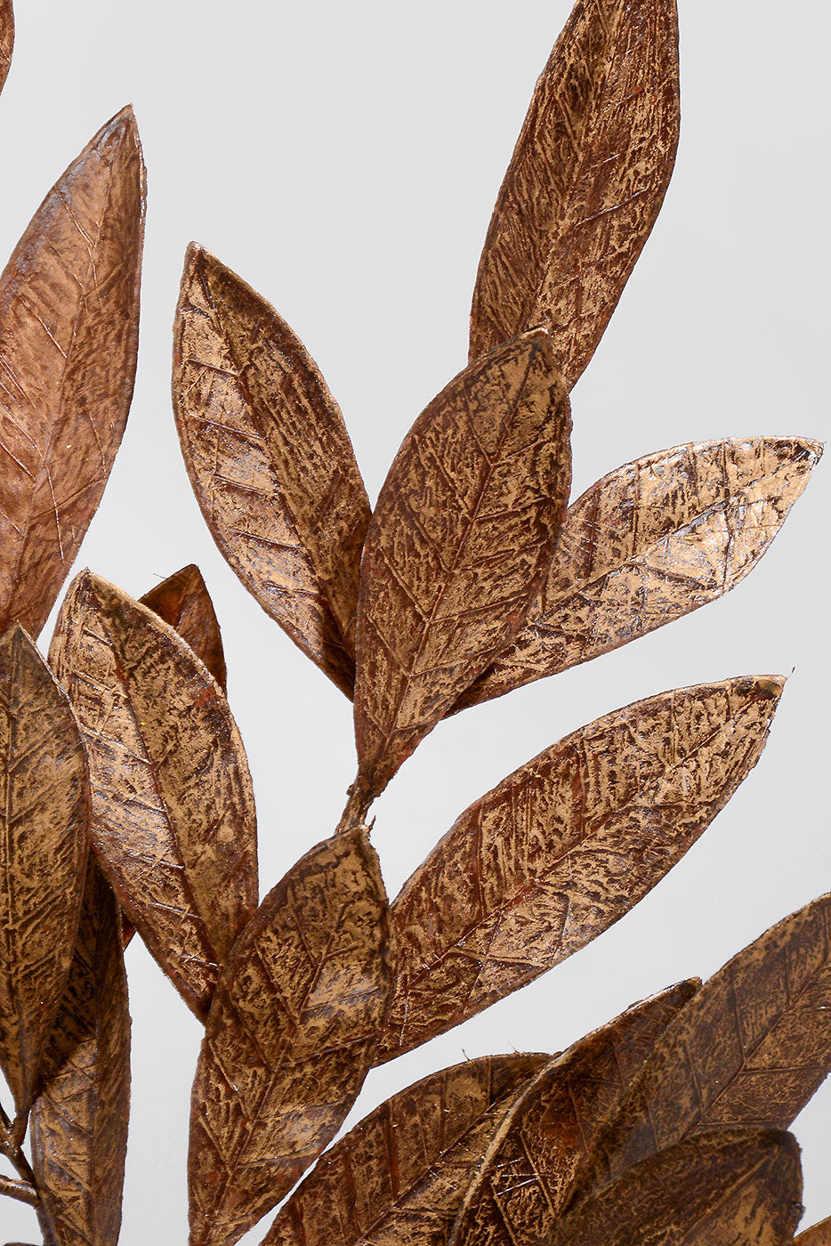 23" Bay Leaf Spray Copper/Gold