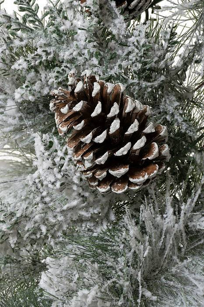 9ft Snow Garland W/pine Cones White