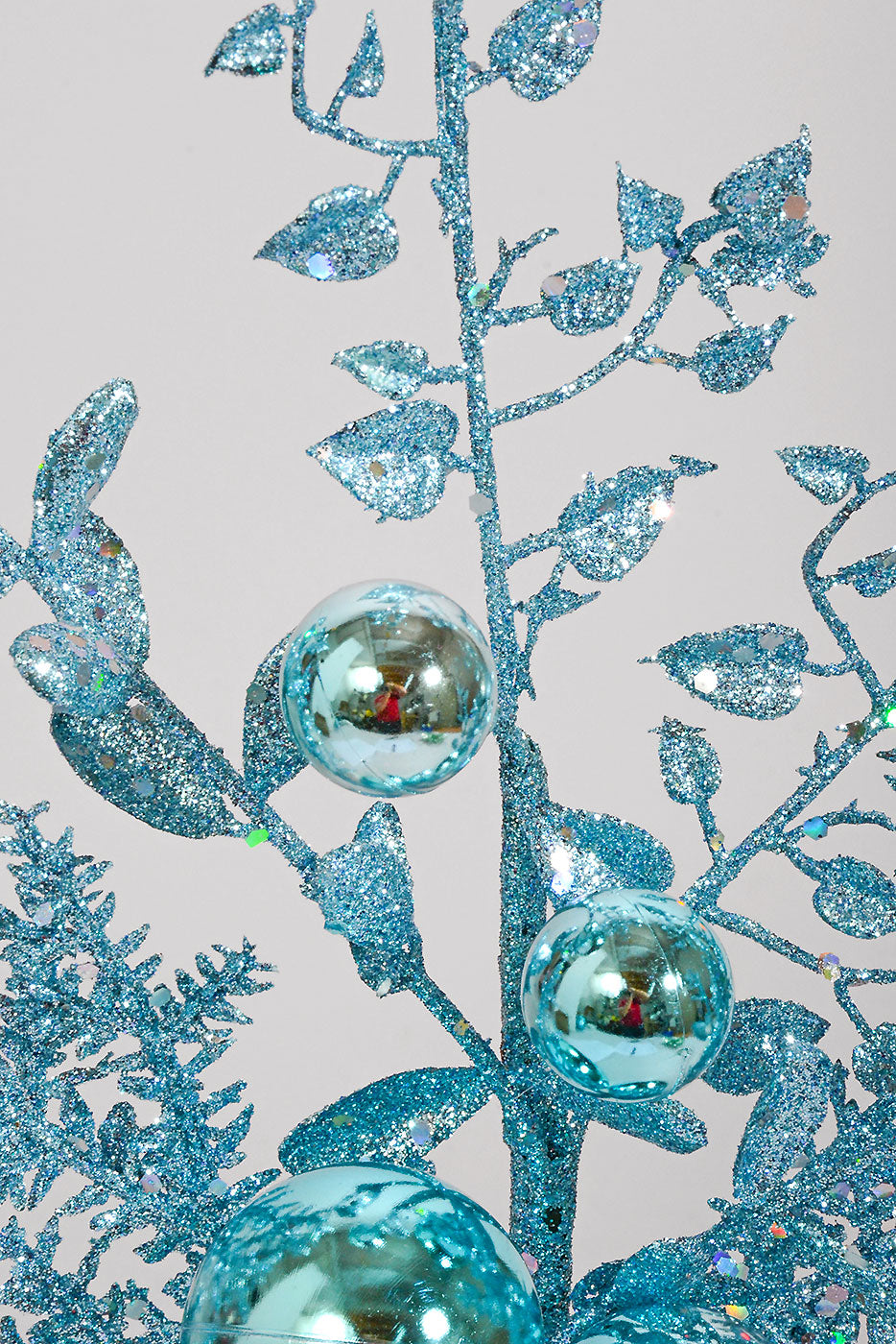 18&quot; Glitter Ball Berry Spray Blue