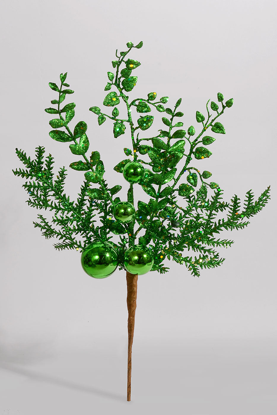 18" Ball Berry Spray Green