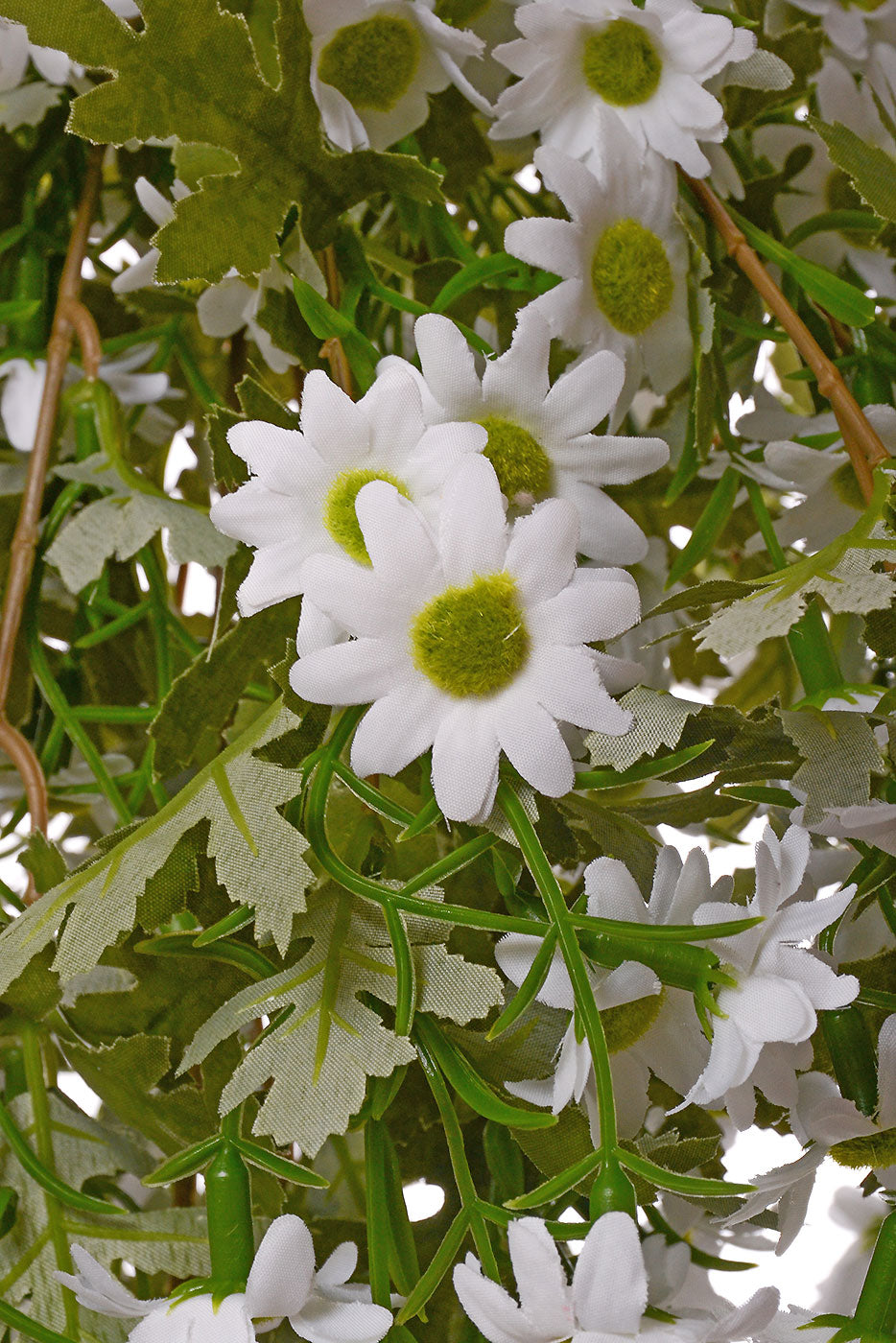 43&quot; Silk Hanging Daisy Bush White