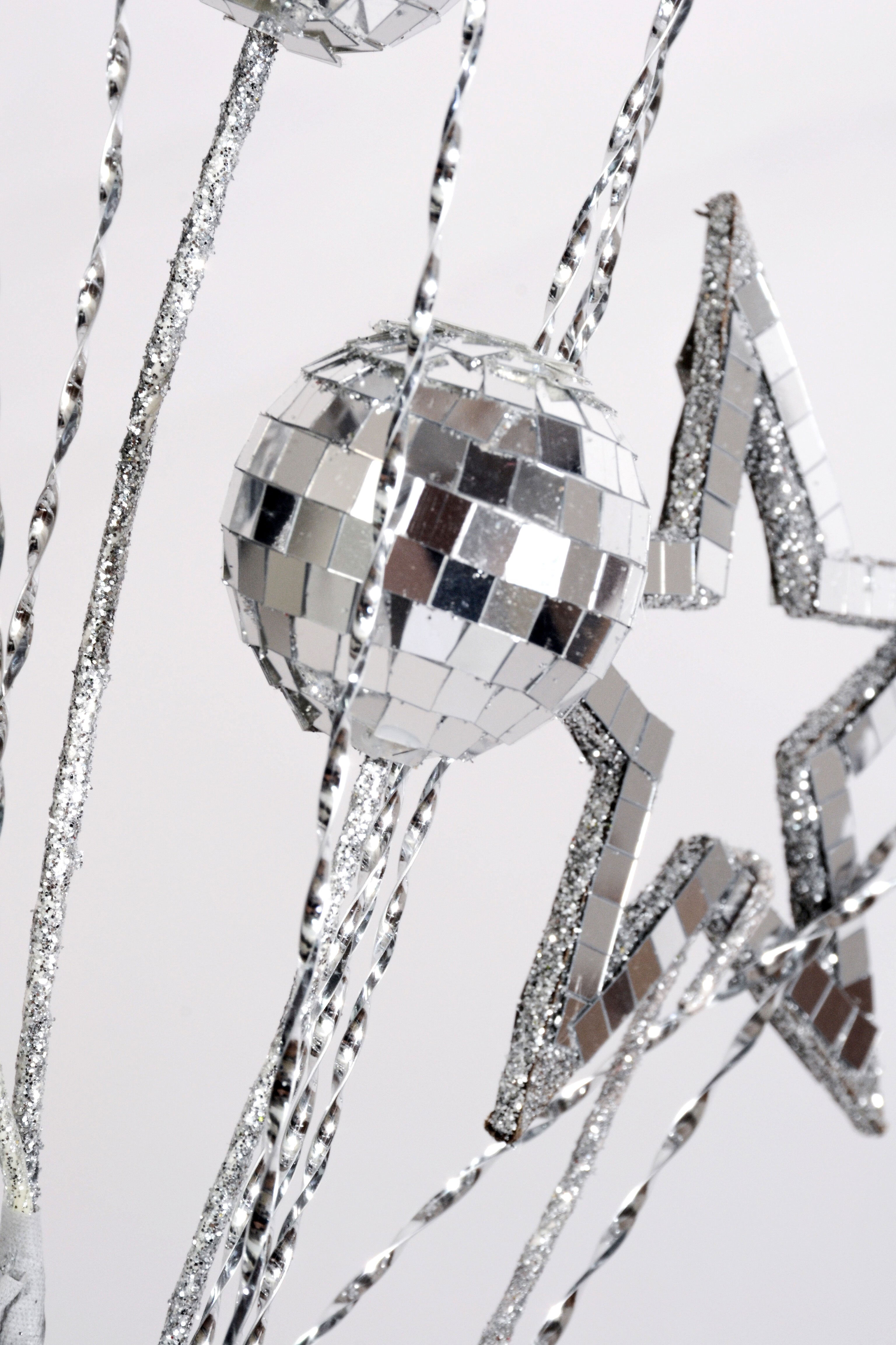 28" Mirrored Open Star With Ball Spray Shine Silver