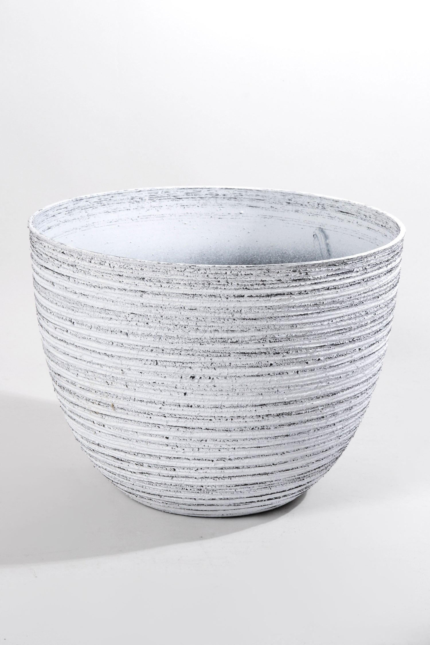 15.5" x 12"  Round Pot White/Grey