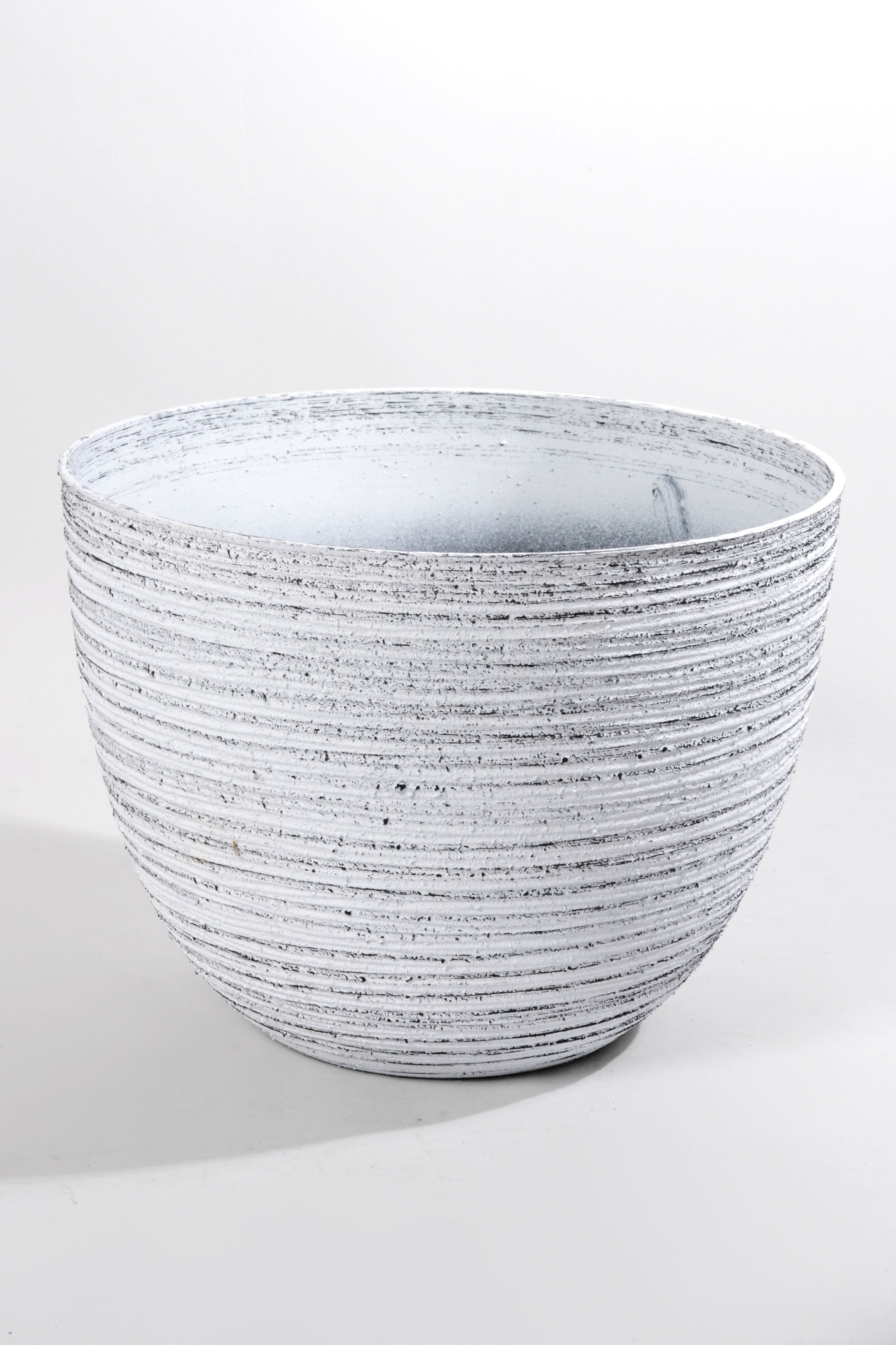15.5" x 12"  Round Pot White/Grey