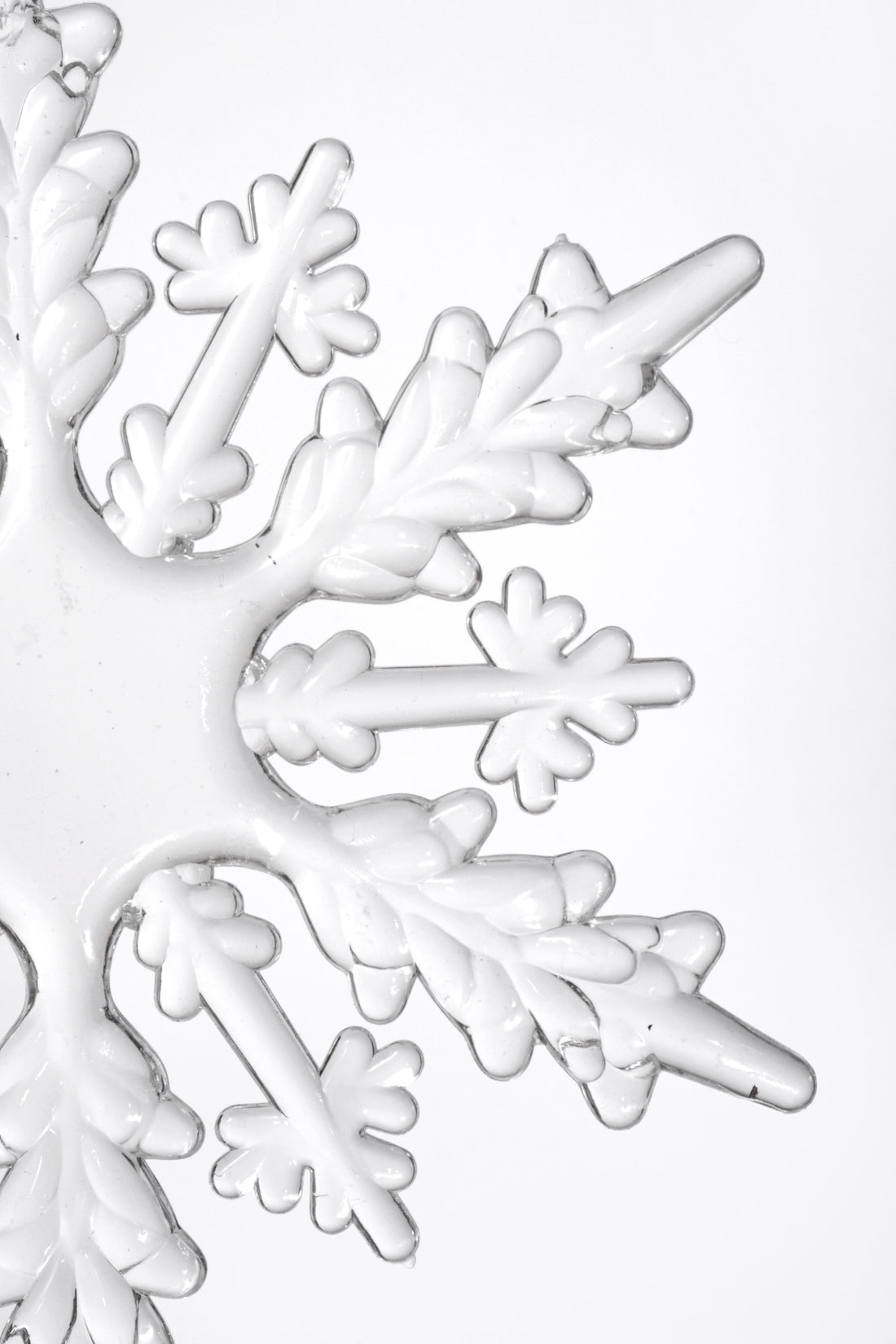 6.3" Snowflake Clear