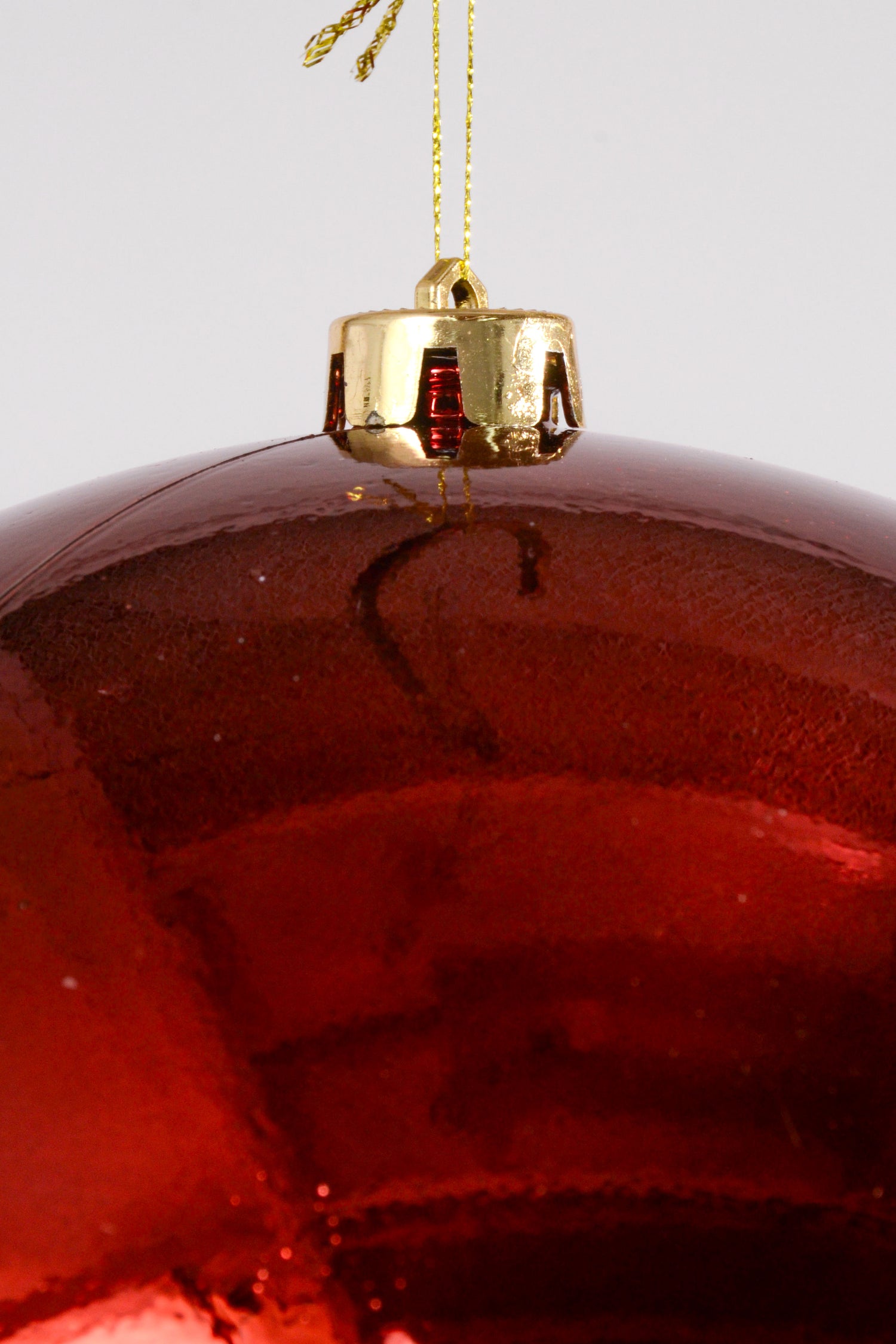 250MM Shiny Plastic Ornament Ball Burgundy