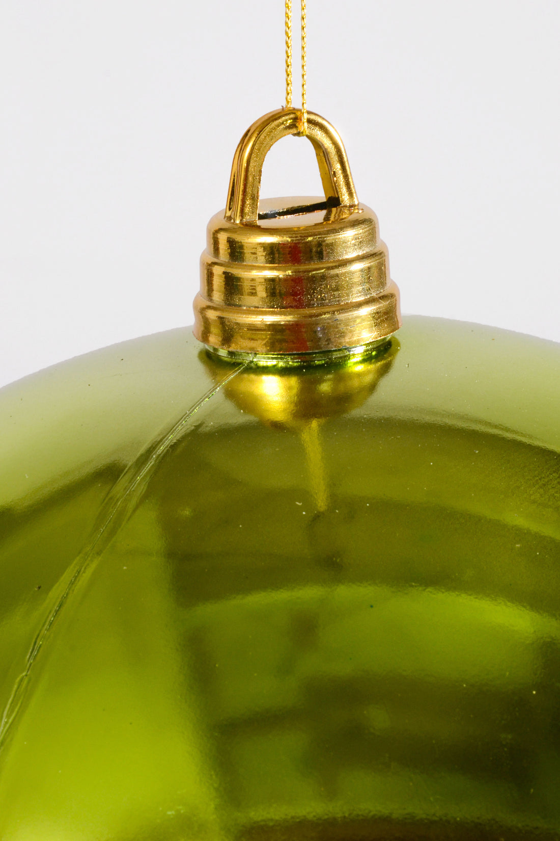 400MM Shiny Plastic Ball Ornament Apple Green