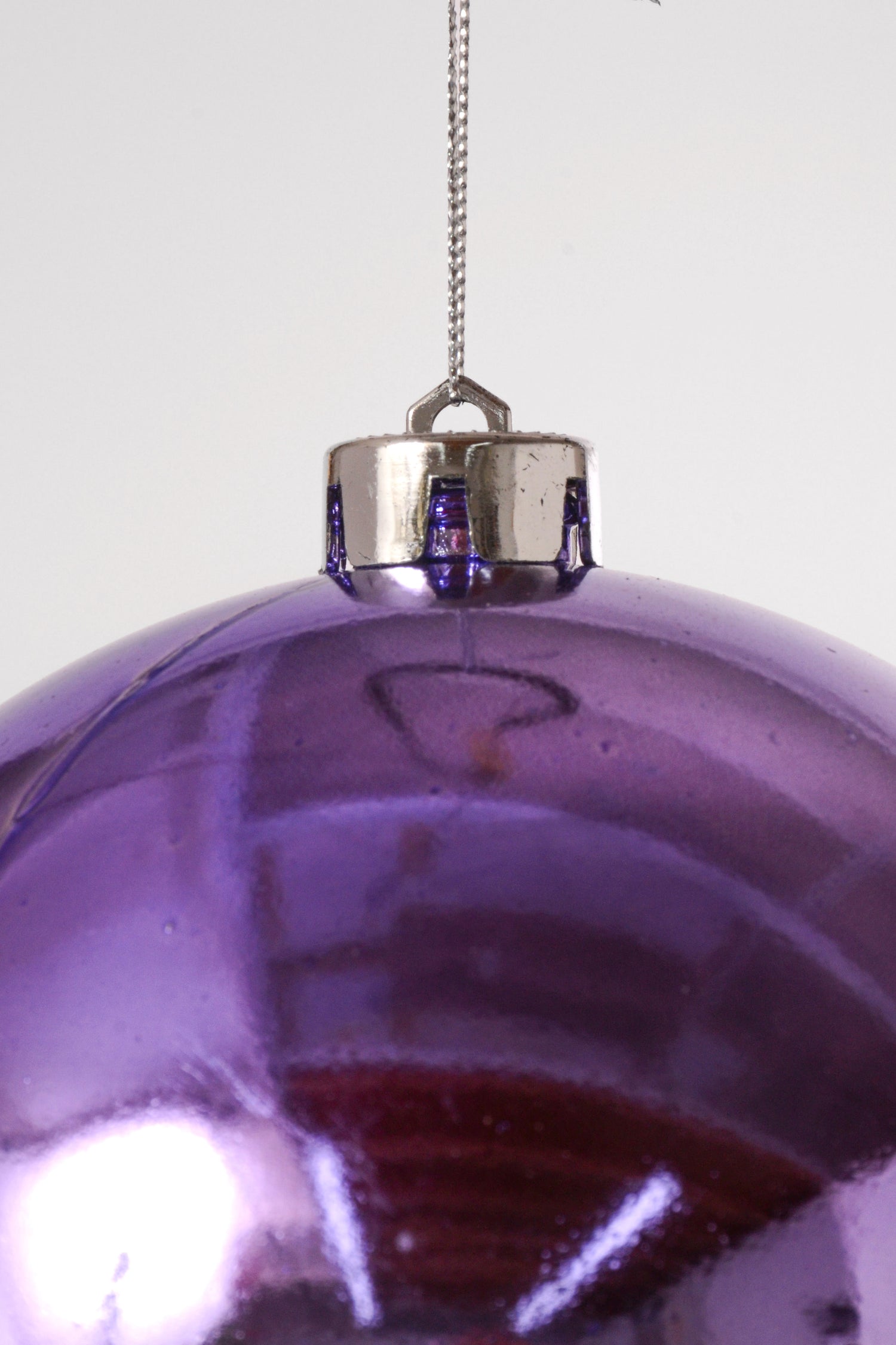 150MM Shiny Plastic Ball Ornament Lavender