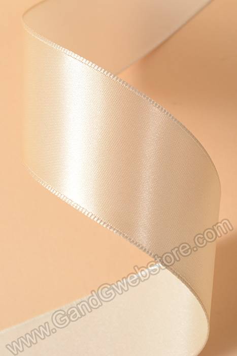 1.5" X 10yds Wired Satin Ribbon Ivory