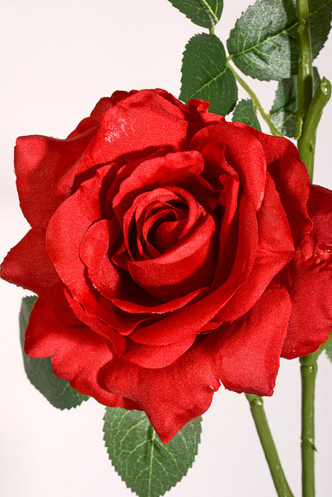 29" Silk Rose Spray Red