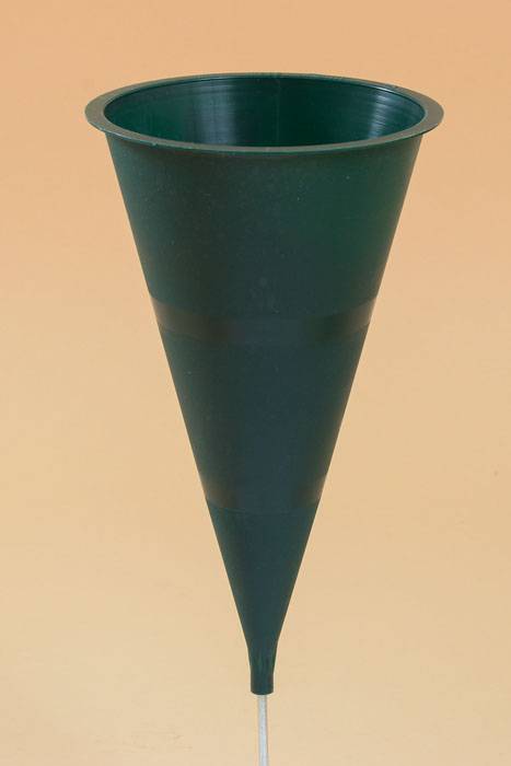 9.5&quot; Plastic Cone Vase Green