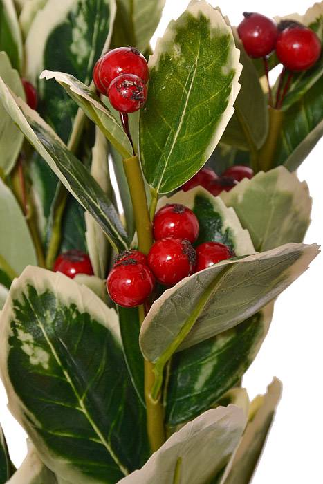15" Christmas Greens W/Berries Bundle Green/Red
