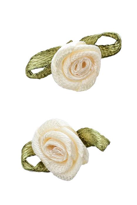 3/4" Ribbon Rose Ivory Pkg/12