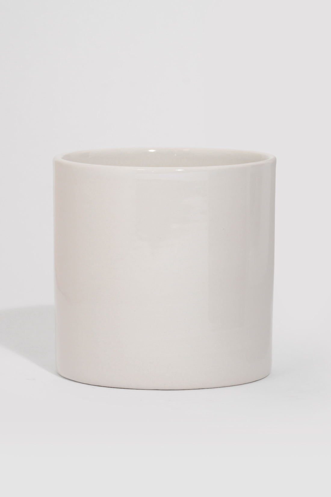 4.25" X 4" Ceramic Cercle Pot White