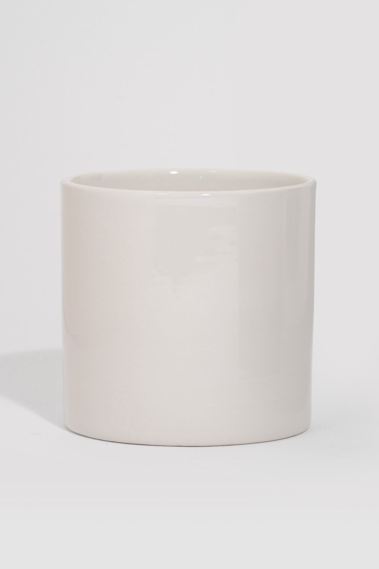 4.25" X 4" Ceramic Cercle Pot White
