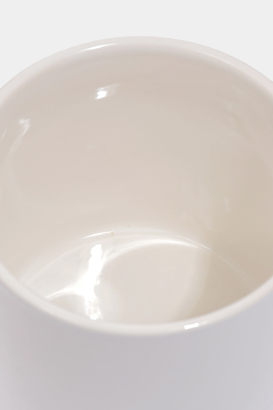 4.25" X 4" Ceramic Cercle Pot White