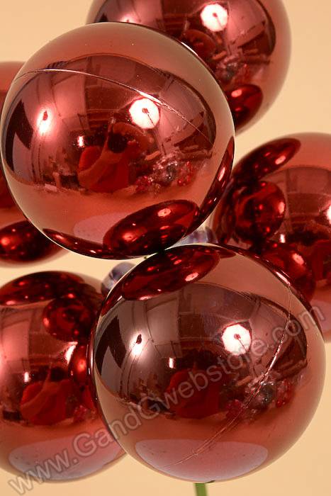 60mm Vp Shiny Stem Ball Burgundy Pkg/6