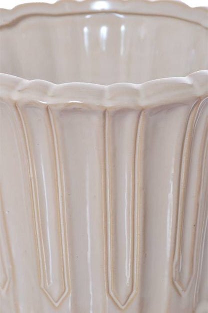 7" Round Elegant Footed Pottery Off-White