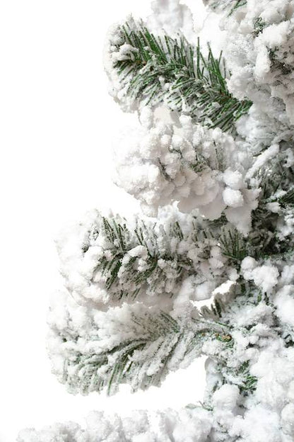 9 Ft X 12" Blackmore Snow Garland Green/snow