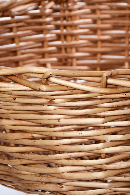 19.5" Oval Willow Basket With Holder &amp; Liner Natural