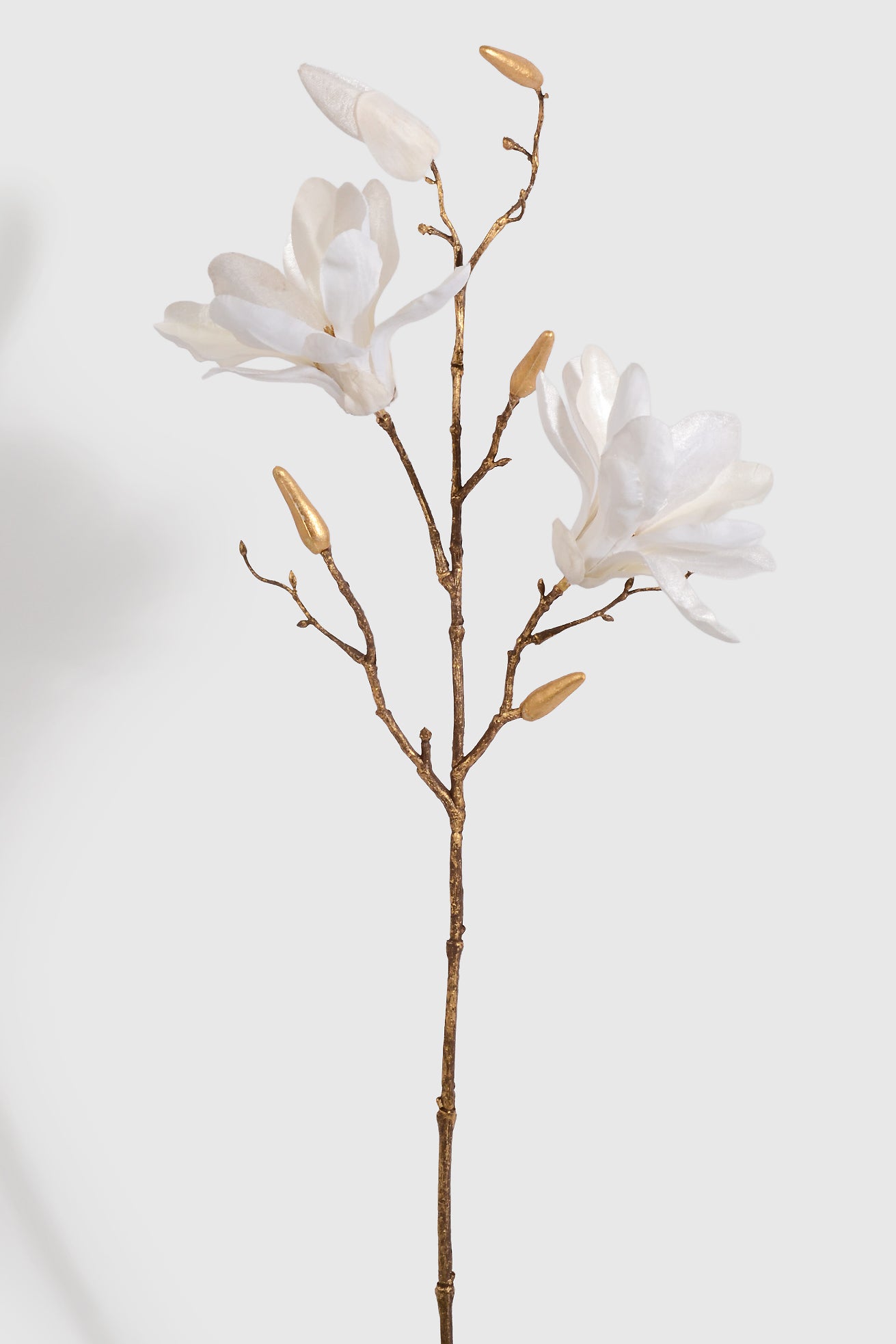 26" Shimmer Velvet Magnolia Spray Cream