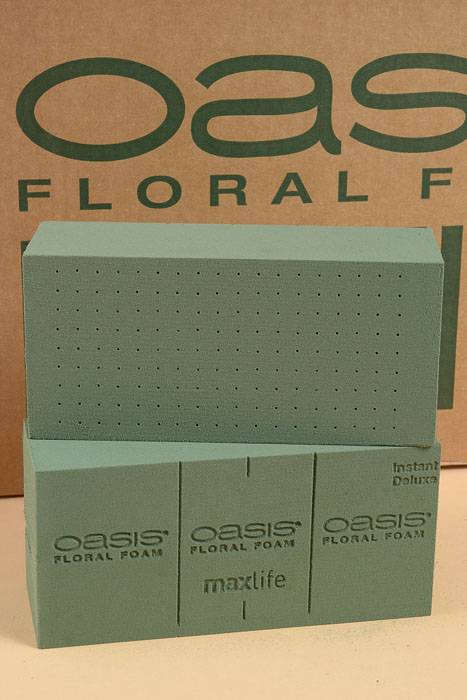 3" X 4" X 9" Instant Deluxe Oasis Floral Foam Green Cs/48