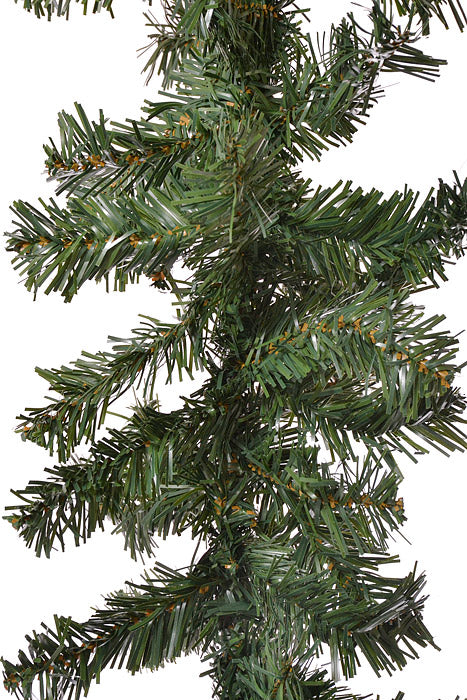 9Ft Pine Garland (Green)