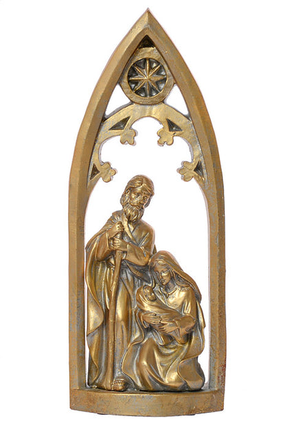 12" Resin Nativity Scene In Arched Cresh Gold