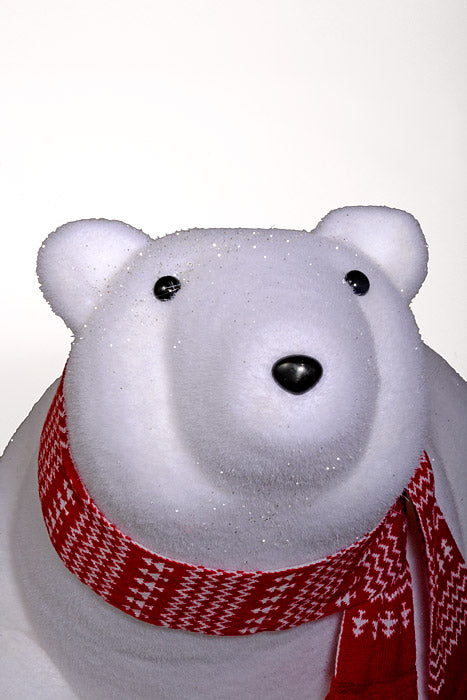 26" x 36" Polar Bear W/Scarf White