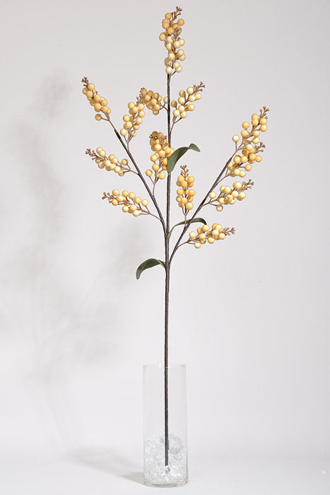 38" Cluster Berry Spray Cream