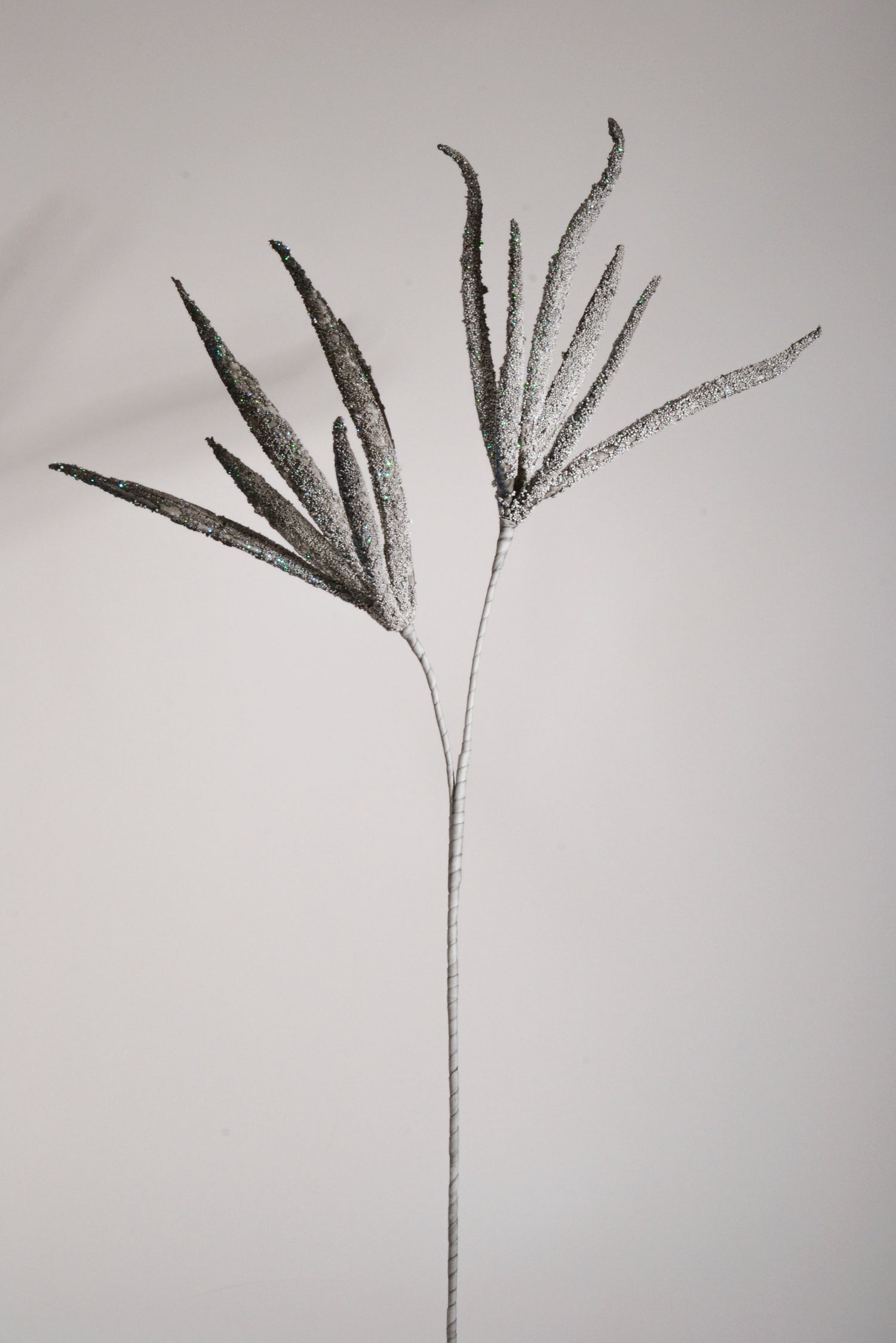 40" Foam Grass Spray W/Glitter Grey