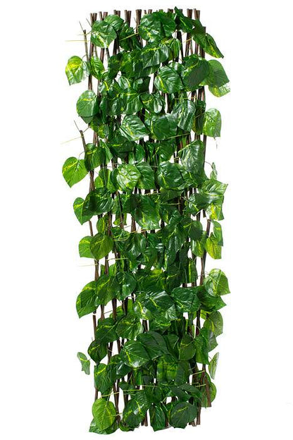 47.5"x 66" Everygreen Stretchable  Fence Screen Green