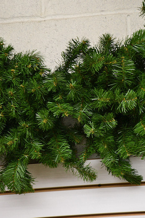 60" Deluxe Oregon Fir Wreath Two Tones Green