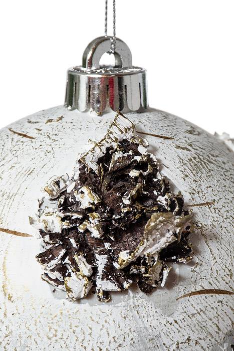 4.75" Birch Ball Ornament White Pkg/2