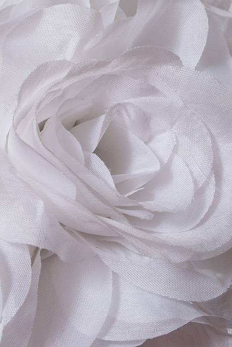 6&quot; Rose Ball W/ribbon White