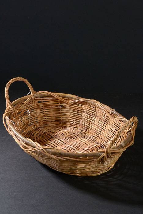 16" Oval Rattan Tray Brown