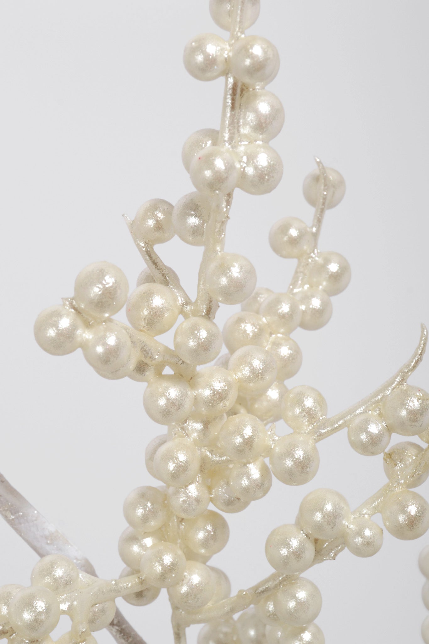 27" Pearlized Berry Spray Pearl
